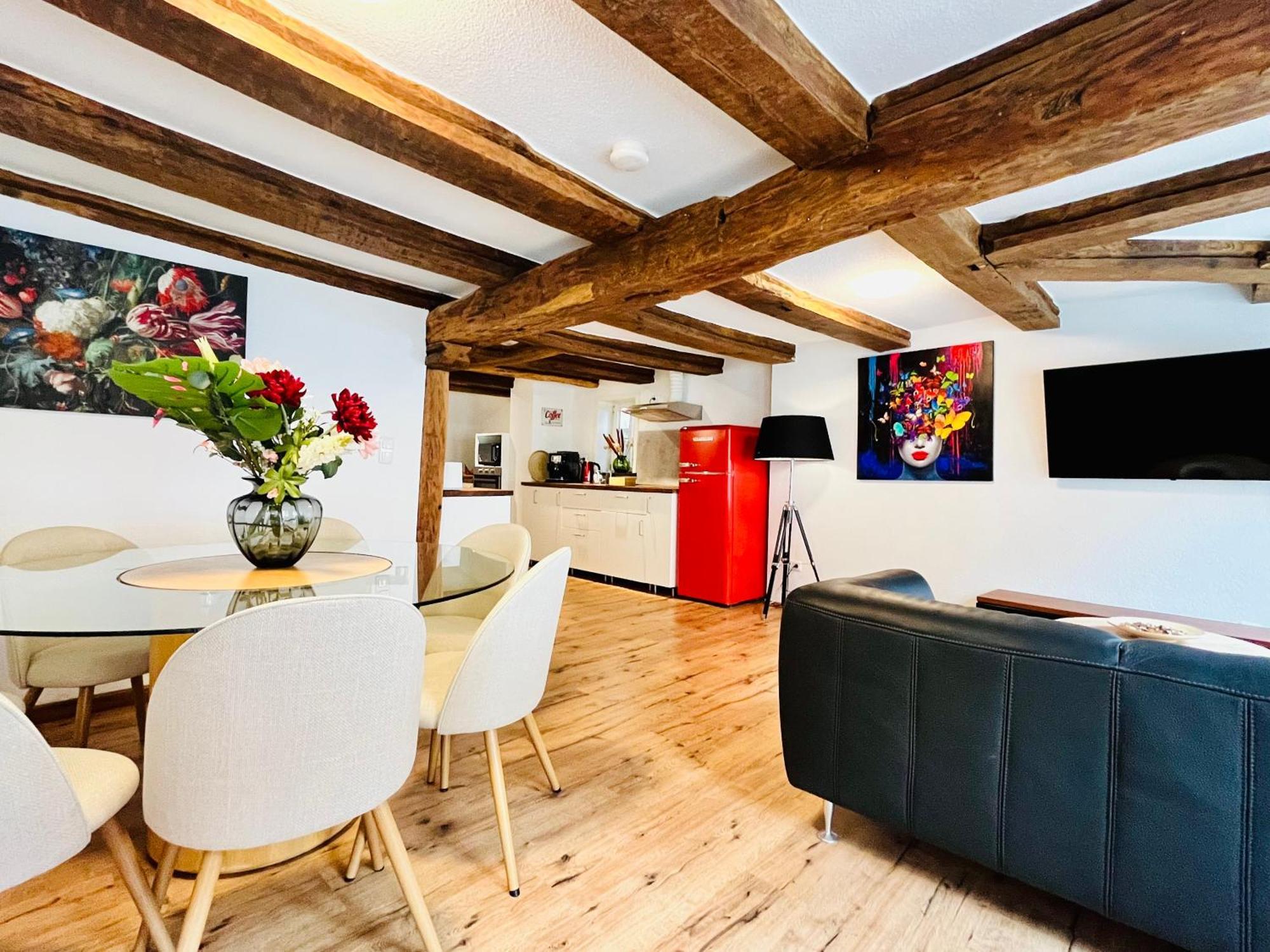 Aycatcherhomes - Bigliving I 3 Bedrooms I 7 Persons I 2 Bathrooms I Toplocation I Old I Wlan I Maisonette Boutique App Luna Apartment *